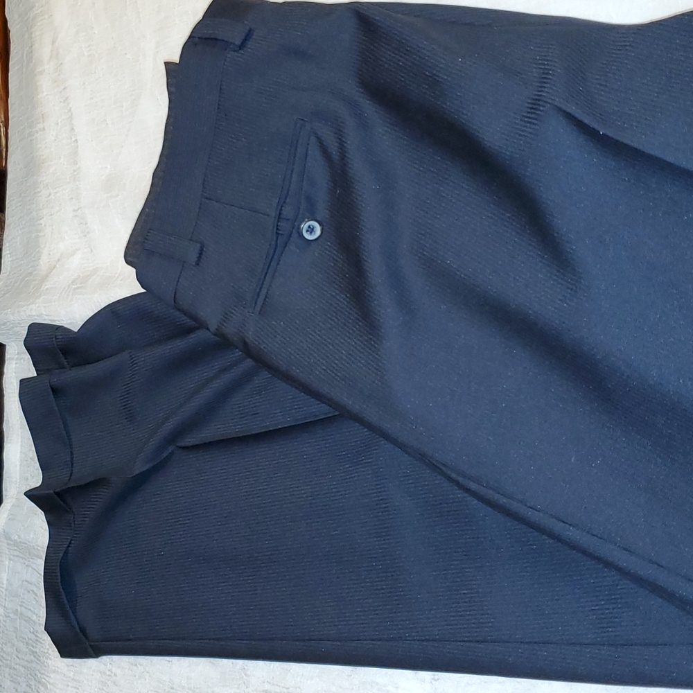 Pants - Picture 4 of 4